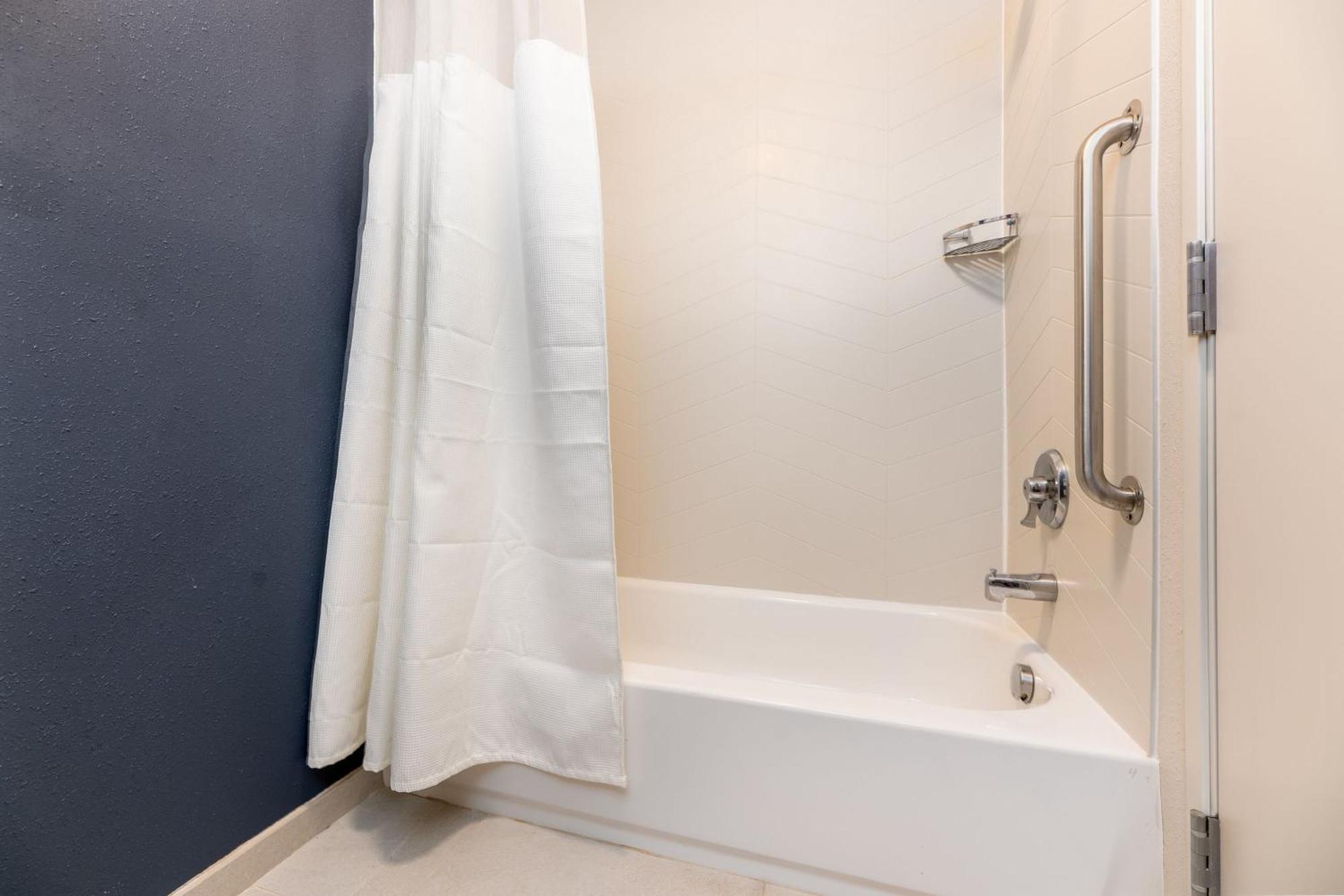 Fairfield Inn & Suites By Marriott Спирфиш Экстерьер фото